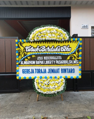 Papan Bunga Duka di Pelayangan