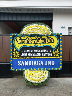 Papan Bunga Duka di Pelayangan